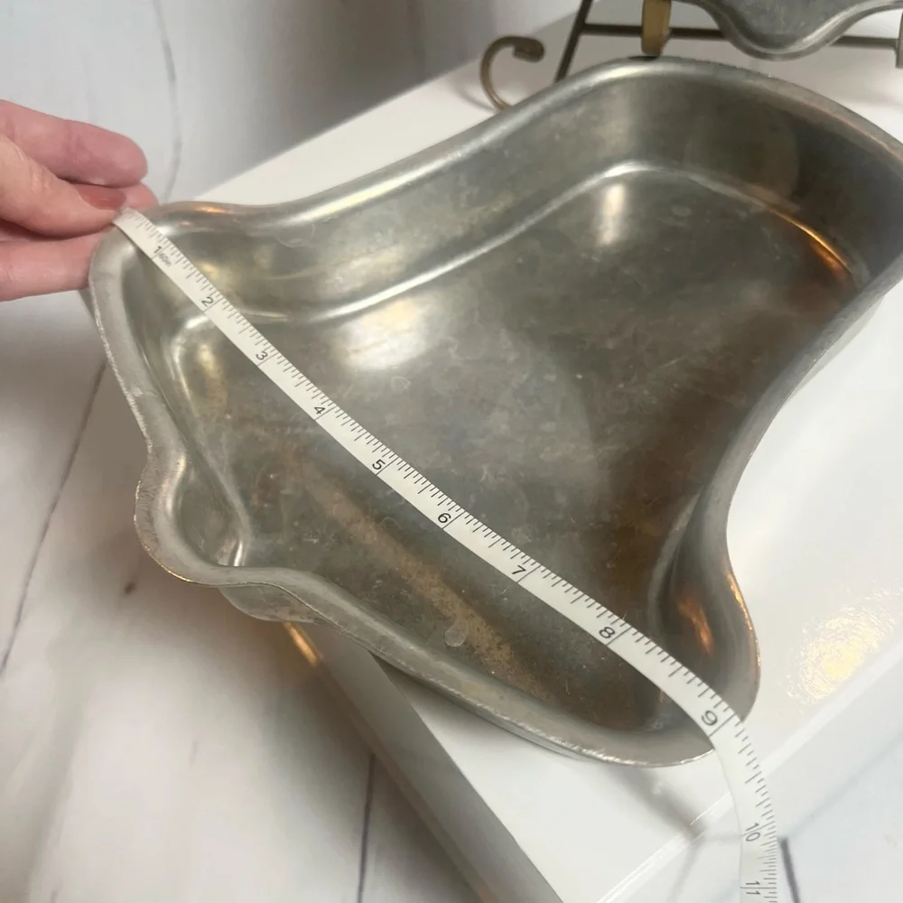 Vintage Aluminum Bell Cake Pans Set of 2 - Wedding, Christmas & Bridal Shower